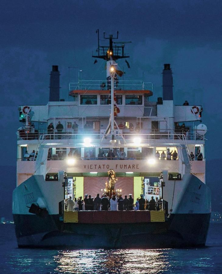 Milazzo Port Rooms 外观 照片